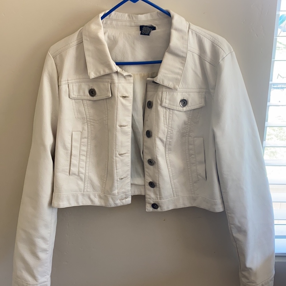 Rue 21 off white short leather jacket